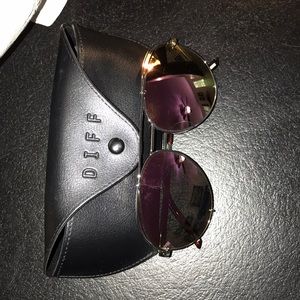 Diff sunglasses over size pink mirror sunglasses